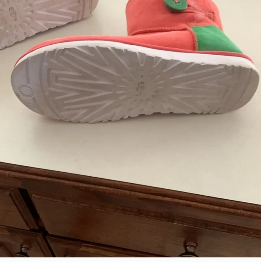 UGG Pinkb And Green Winter Boots